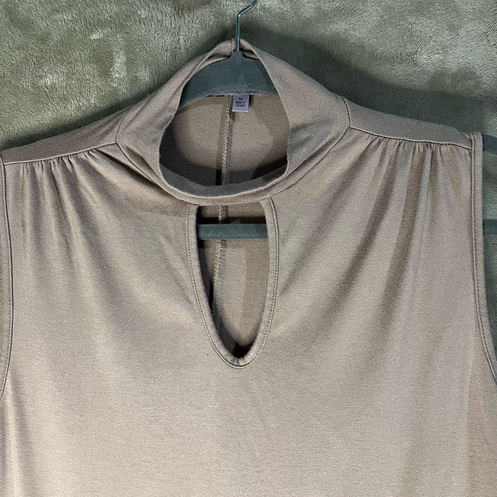 JENNIFER LOPEZ SLEEVELESS BLOUSE - Picture 3 of 9